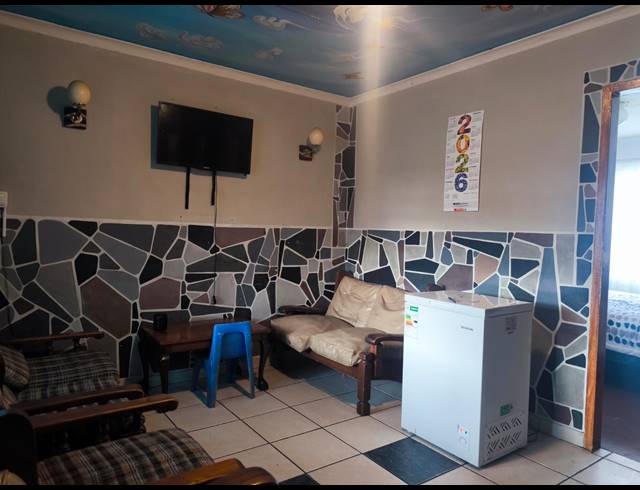 3 BEDROOM HOUSE FOR SALE IN LENTEGEUR
